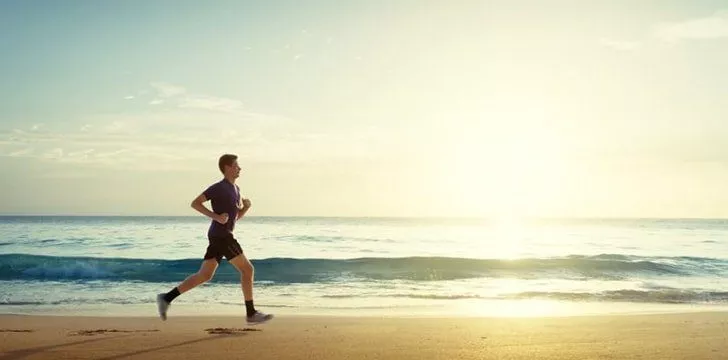Наслаждайтесь бесконечными возможностями для занятий спортом, когда вы находитесь на пляже