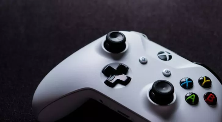 Белый контроллер Xbox 360