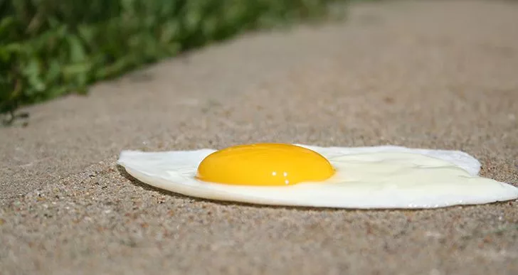Невозможно сварить яйцо на тротуаре