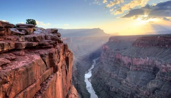 Гранд-Каньон в Аризоне не является самым глубоким каньоном в мире