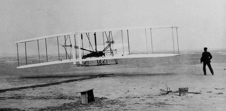Первая школа гражданской авиации в США была открыта в Алабаме