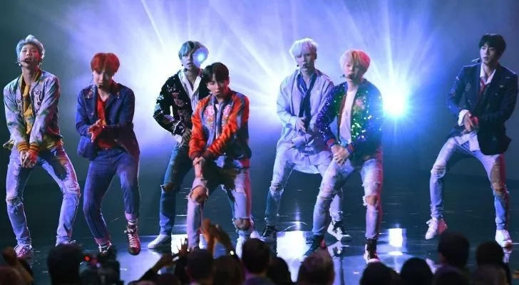 BTS на церемонии American Music Awards в 2017 году