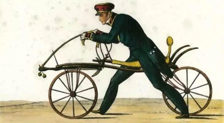 Первый велосипед был изобретен в 1817 году