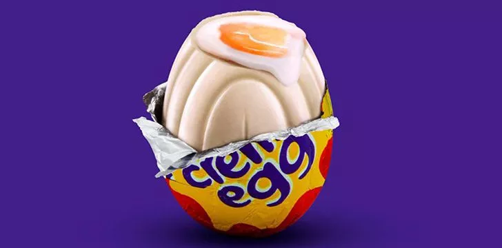 Яйцо с белым шоколадом Cadbury Creme Egg